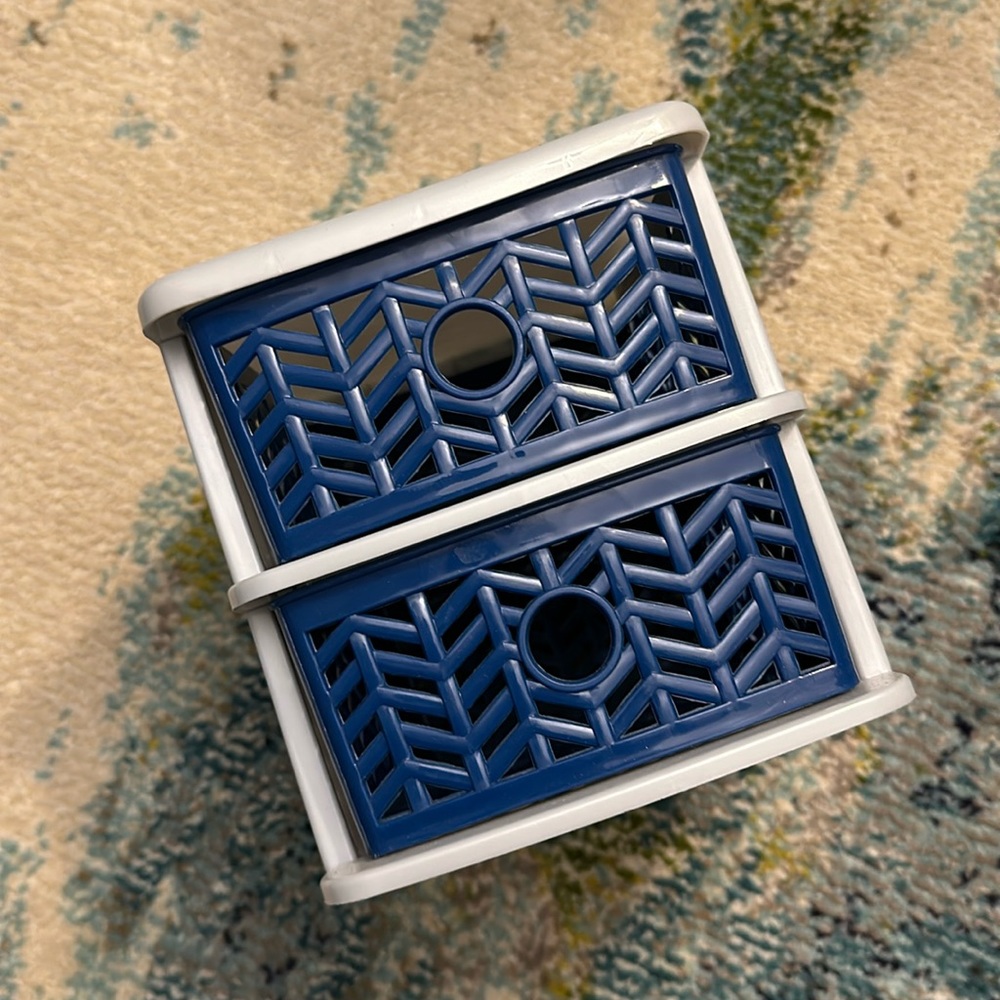 🗄️ Cute mini drawers. Blue and silver/gray.